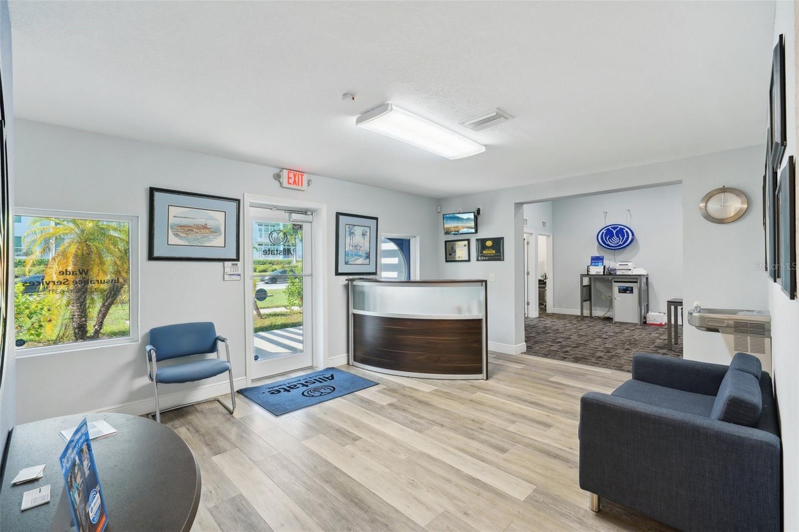 BEAUCLAIRE VILLAS - Commercial Sale