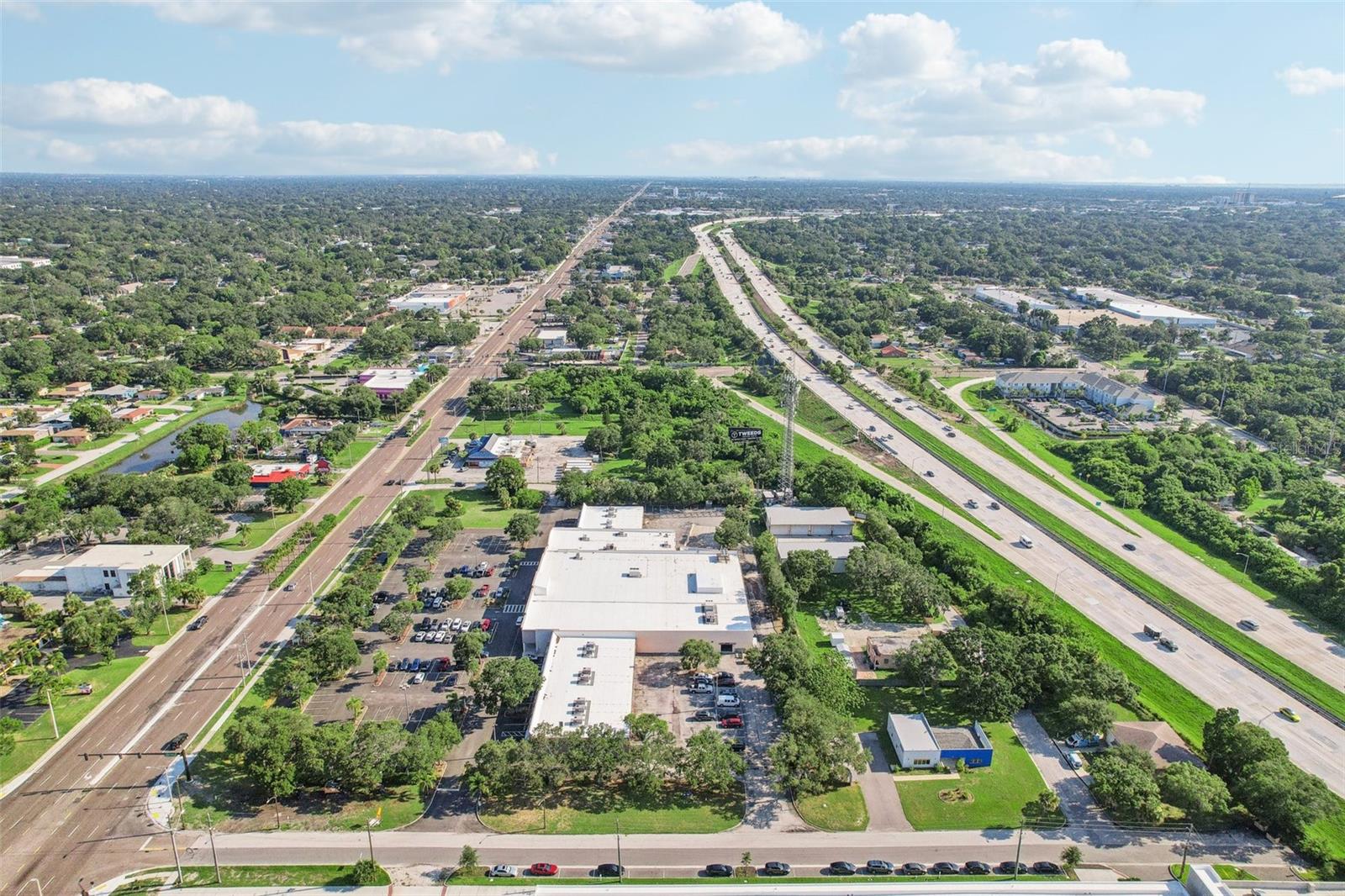 BEAUCLAIRE VILLAS - Commercial Sale