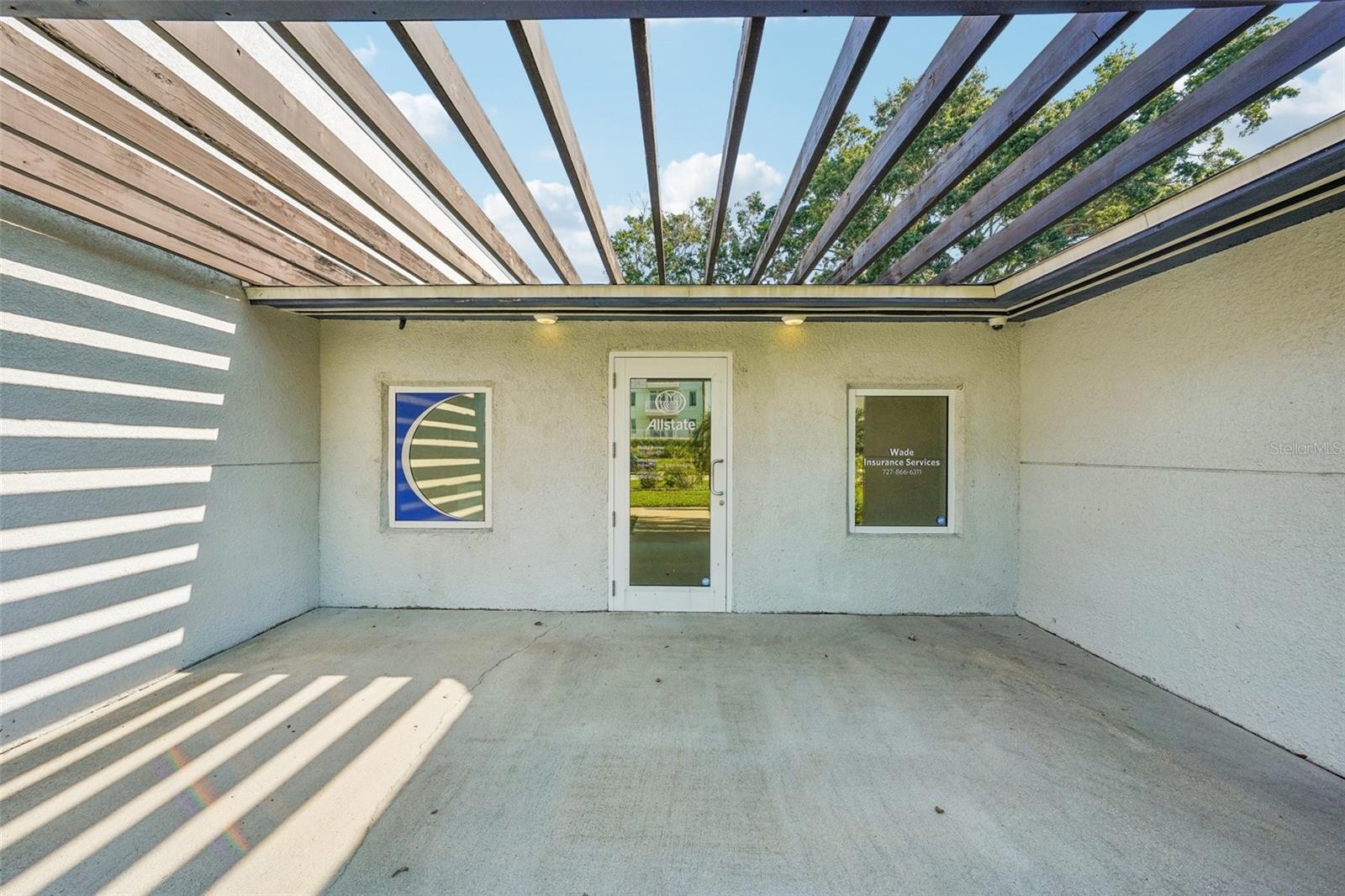 BEAUCLAIRE VILLAS - Commercial Sale