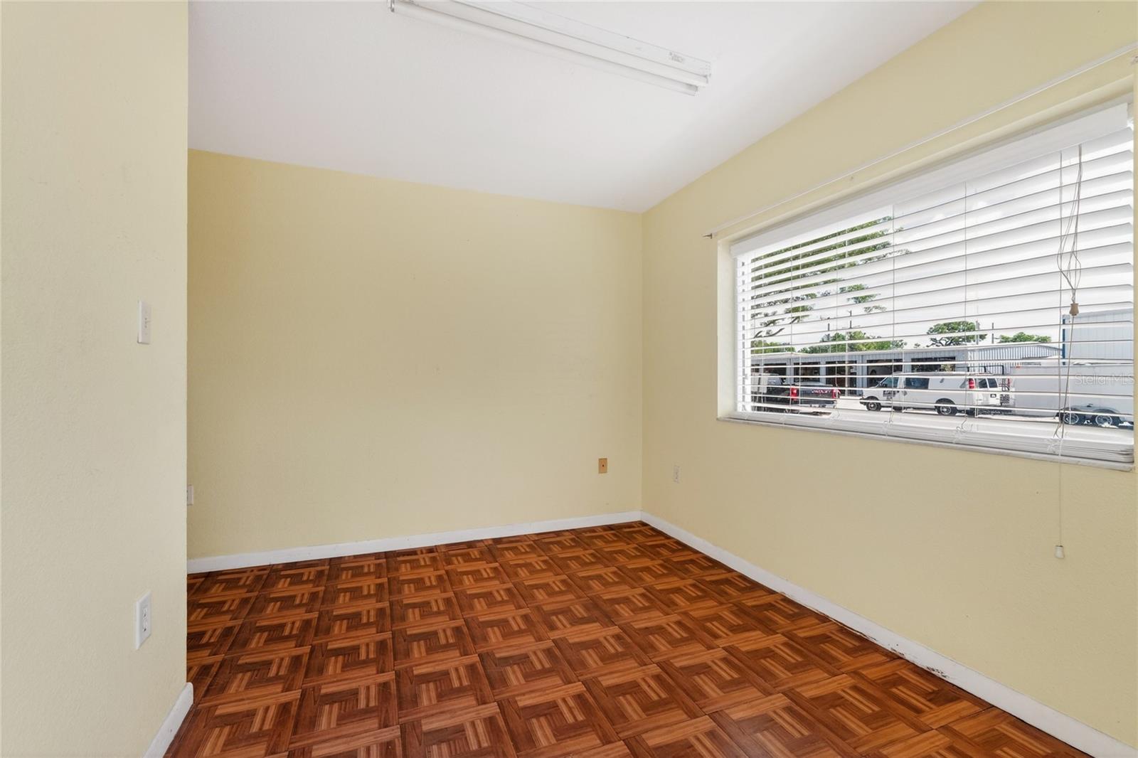 HARBOR EXECUTIVE PARK AN - Commercial Sale