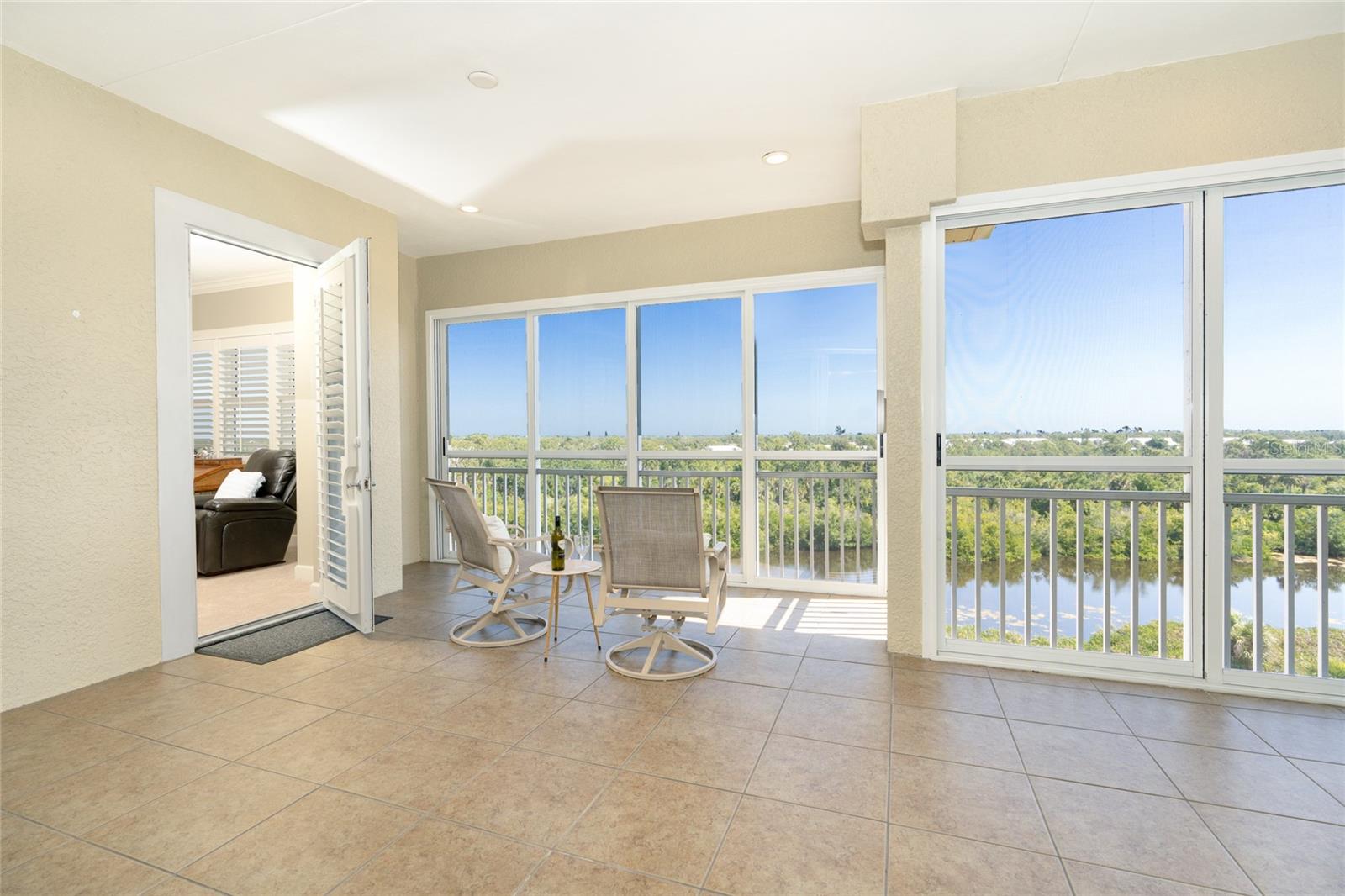 HAMMOCKS-VILLAS PH 01 - Residential