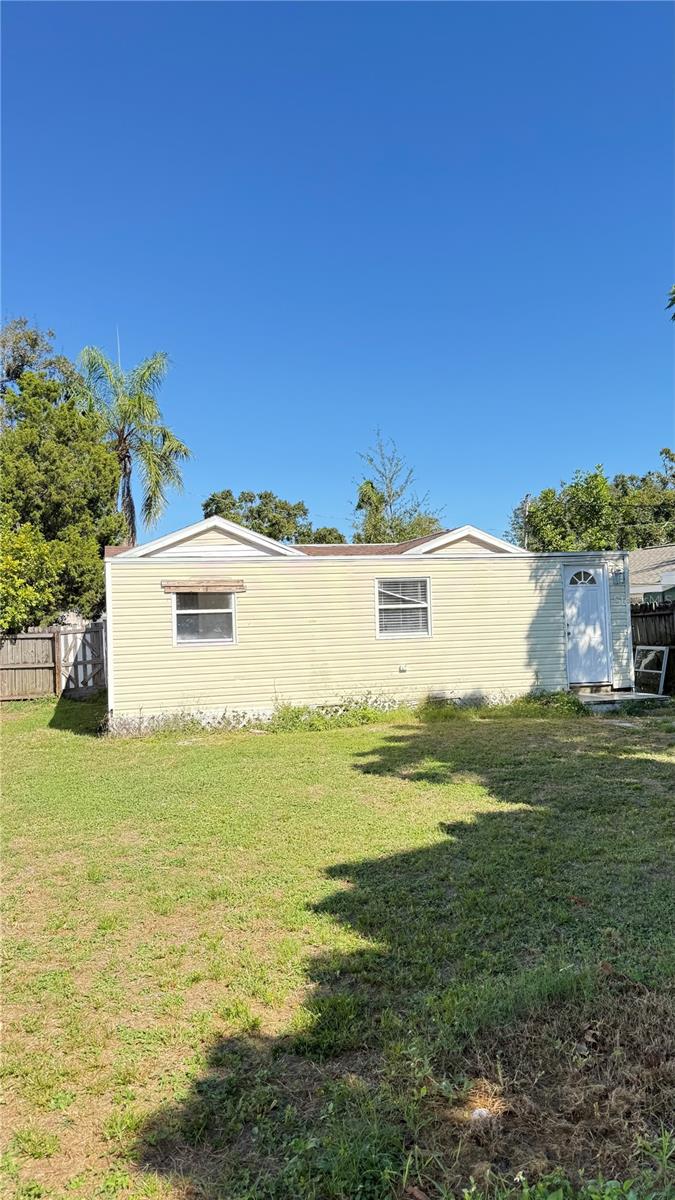 WEST BURNSIDE AT LEALMAN - Residential Lease