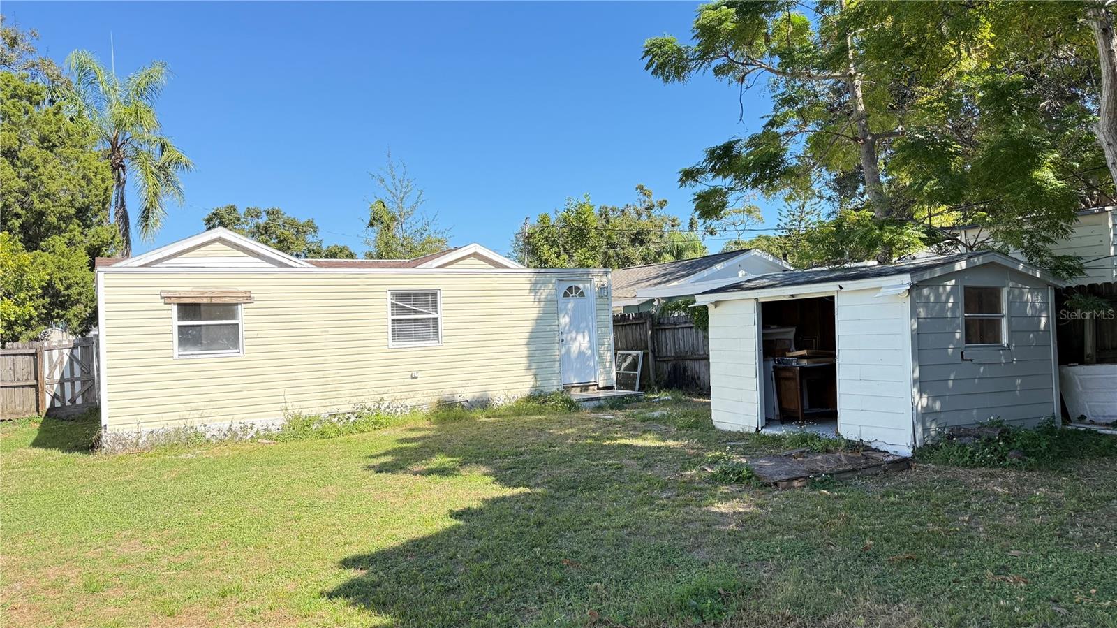 WEST BURNSIDE AT LEALMAN - Residential Lease