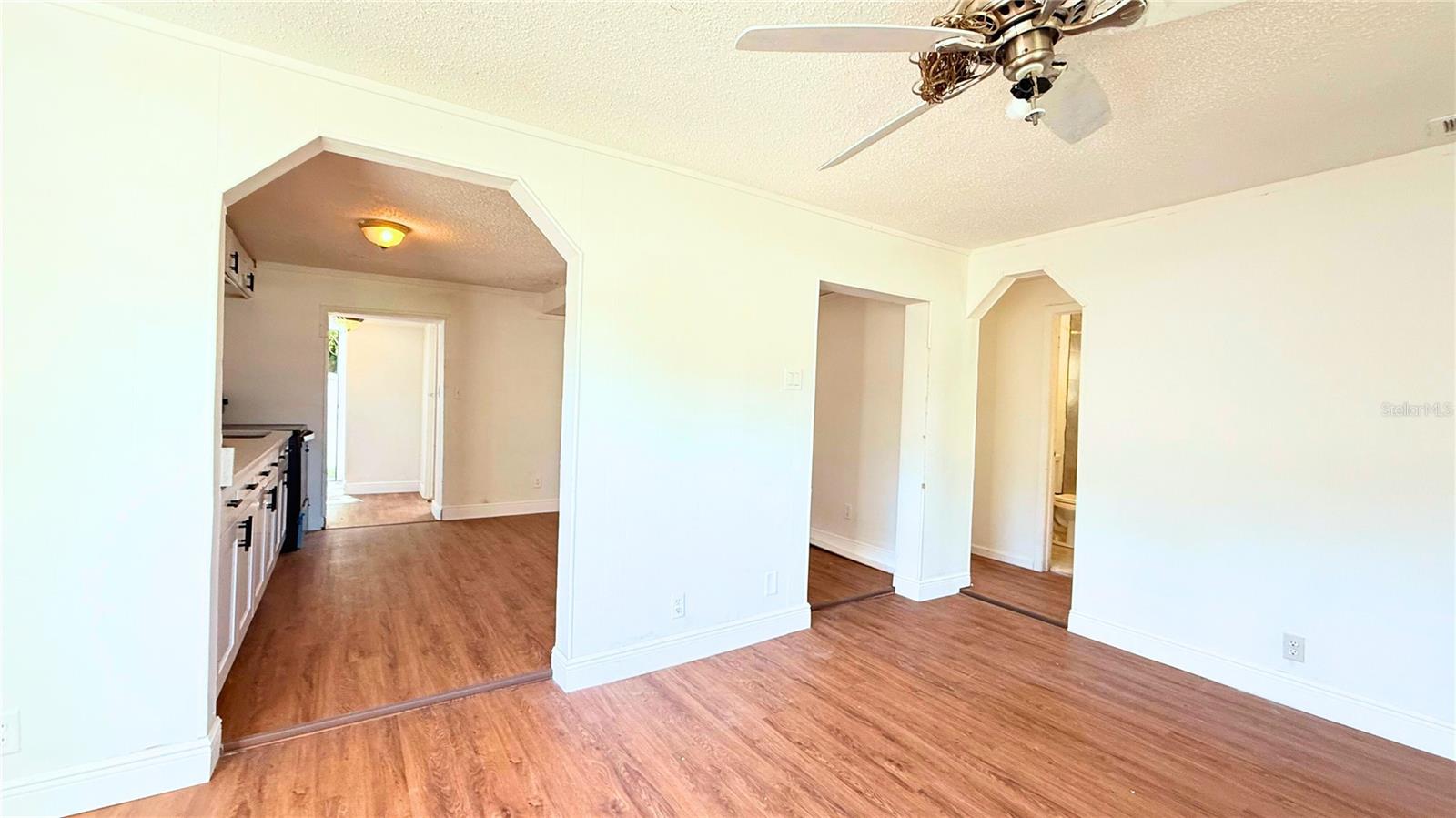 WEST BURNSIDE AT LEALMAN - Residential Lease