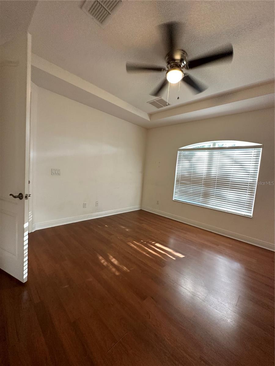 EAGLE CRK PH 1C VILLAGE E - Residential Lease