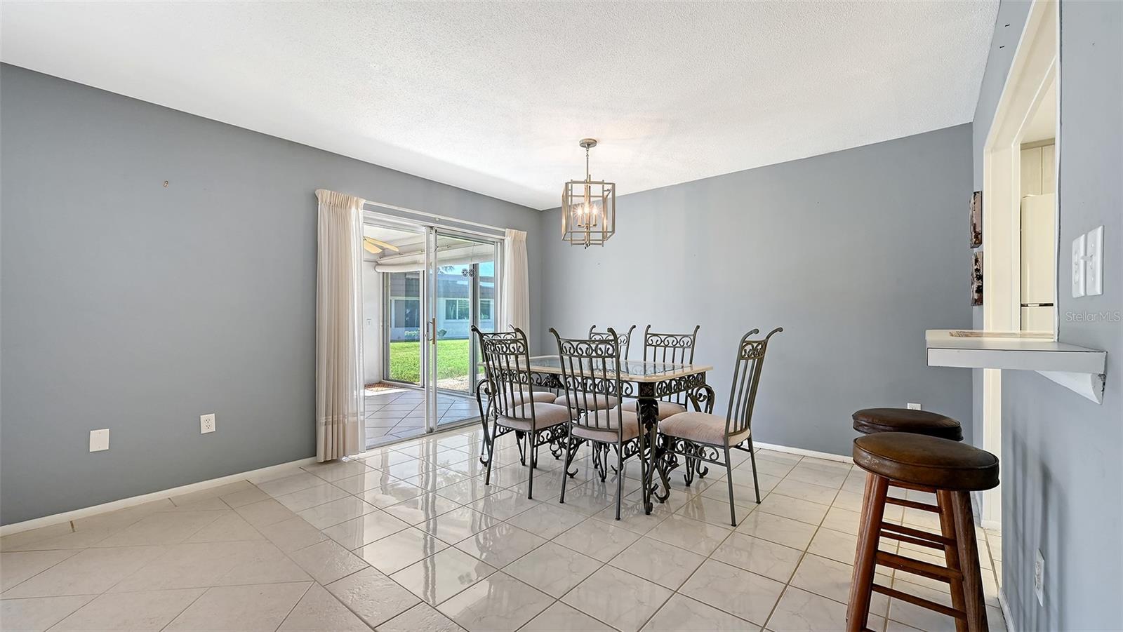 STRATHMORE RIVERSIDE I - Residential