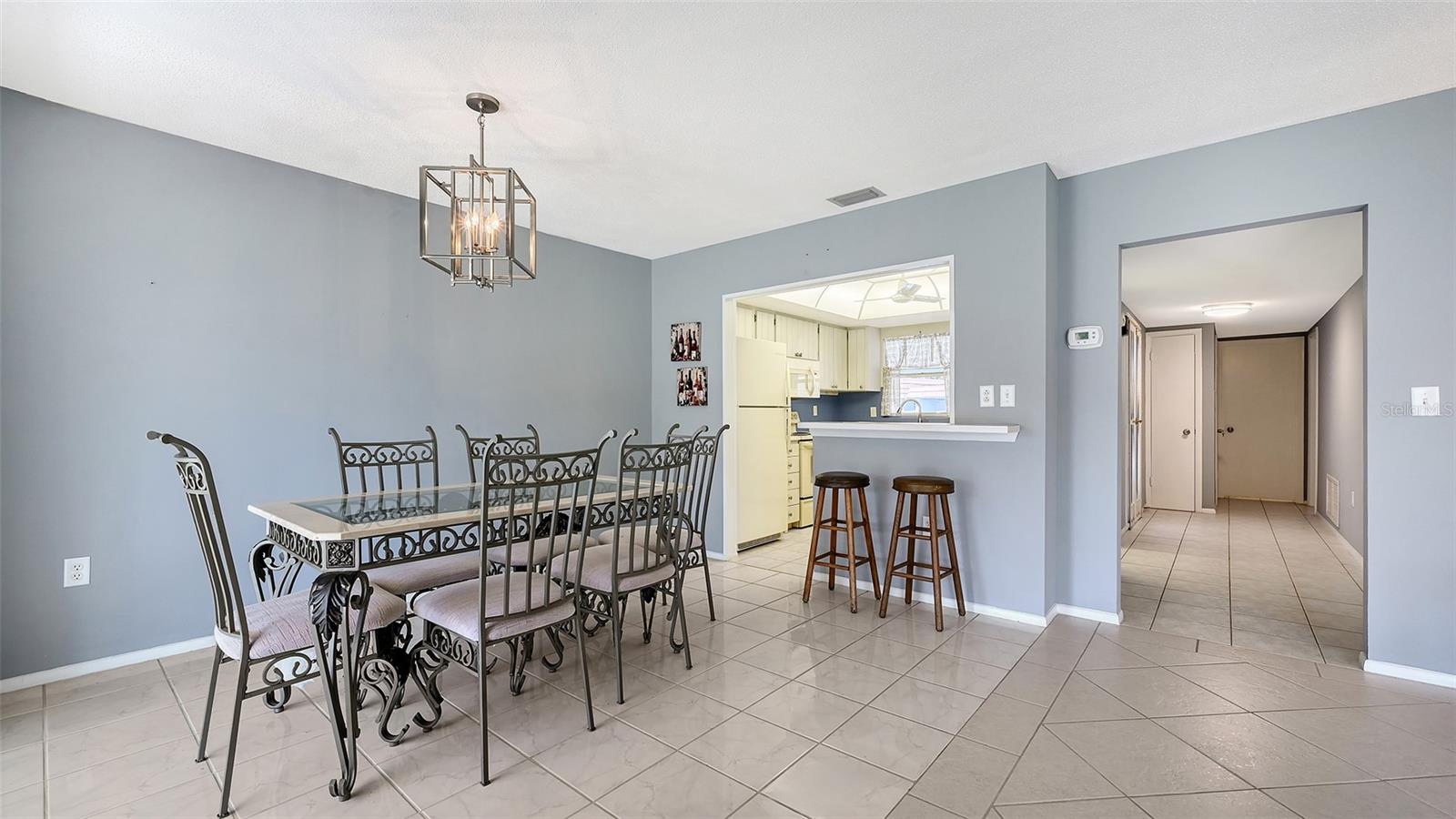 STRATHMORE RIVERSIDE I - Residential