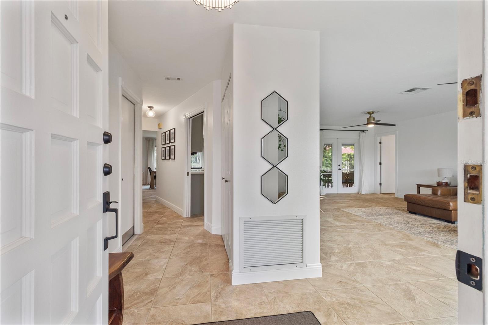 SORRENTO EAST - Residential