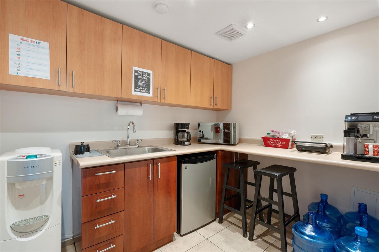 PALMANOVA PLAZA - Commercial Sale