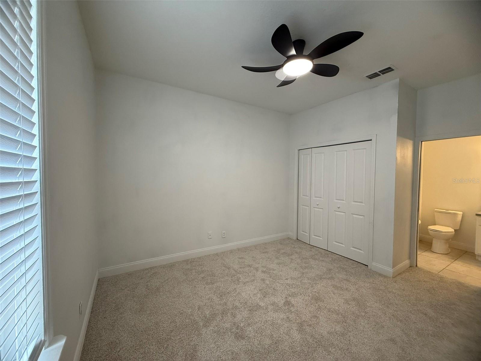 COUNTRY WALK/LK REGION - Residential