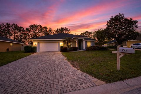 Photo of 725 Country Walk Cove, Eagle Lake, FL 33839 (MLS # P4938417)