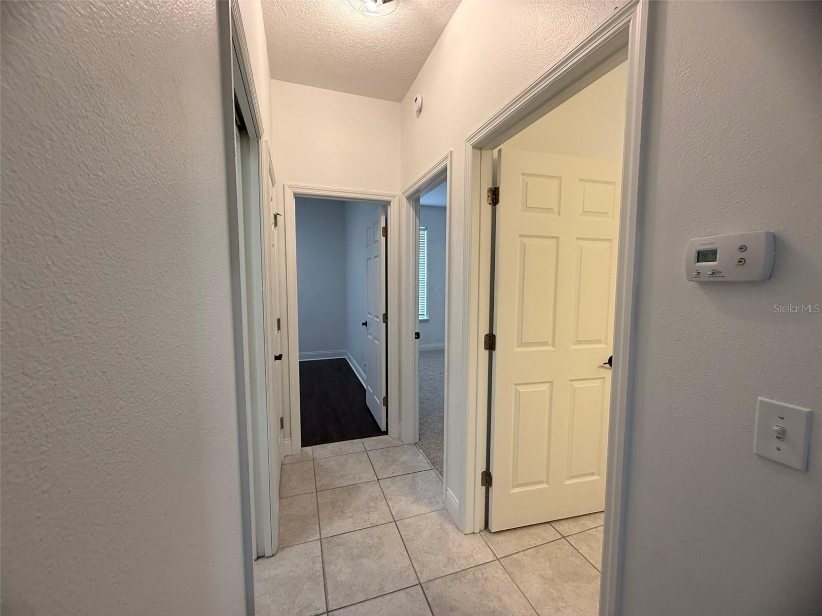 COUNTRY WALK/LK REGION - Residential