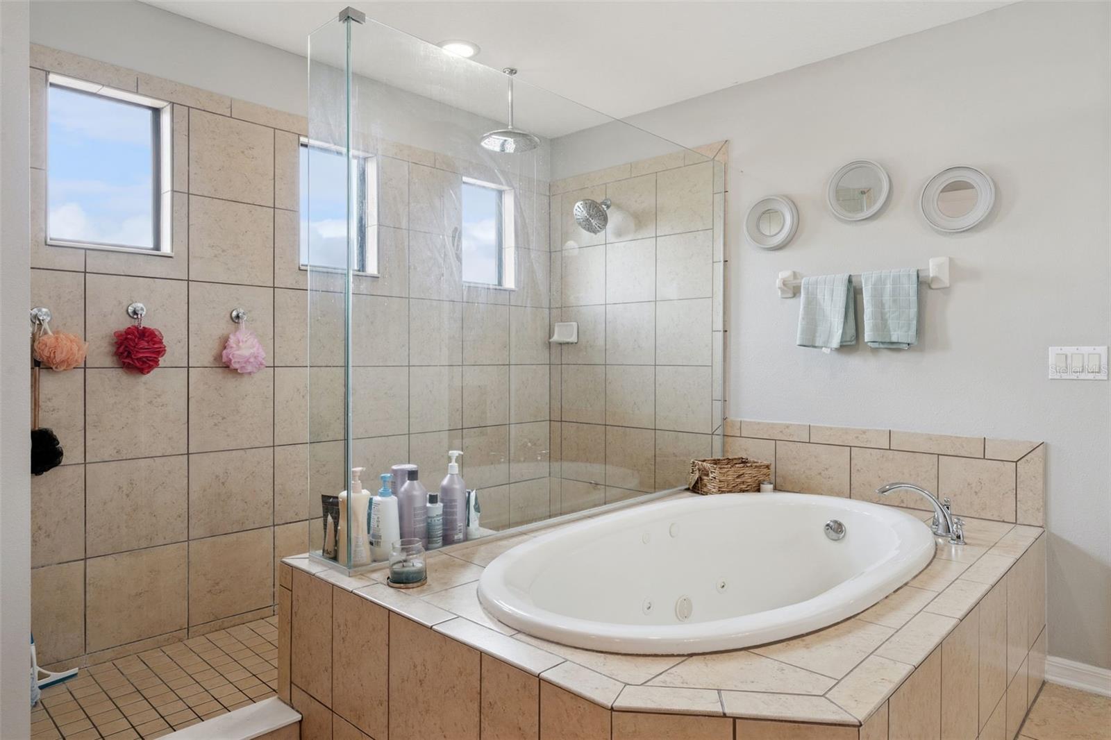 HUNTERS RUN PH 1 - Residential