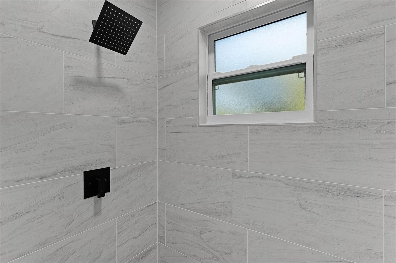 SILVER SPGS SHORES UN #35 - Residential