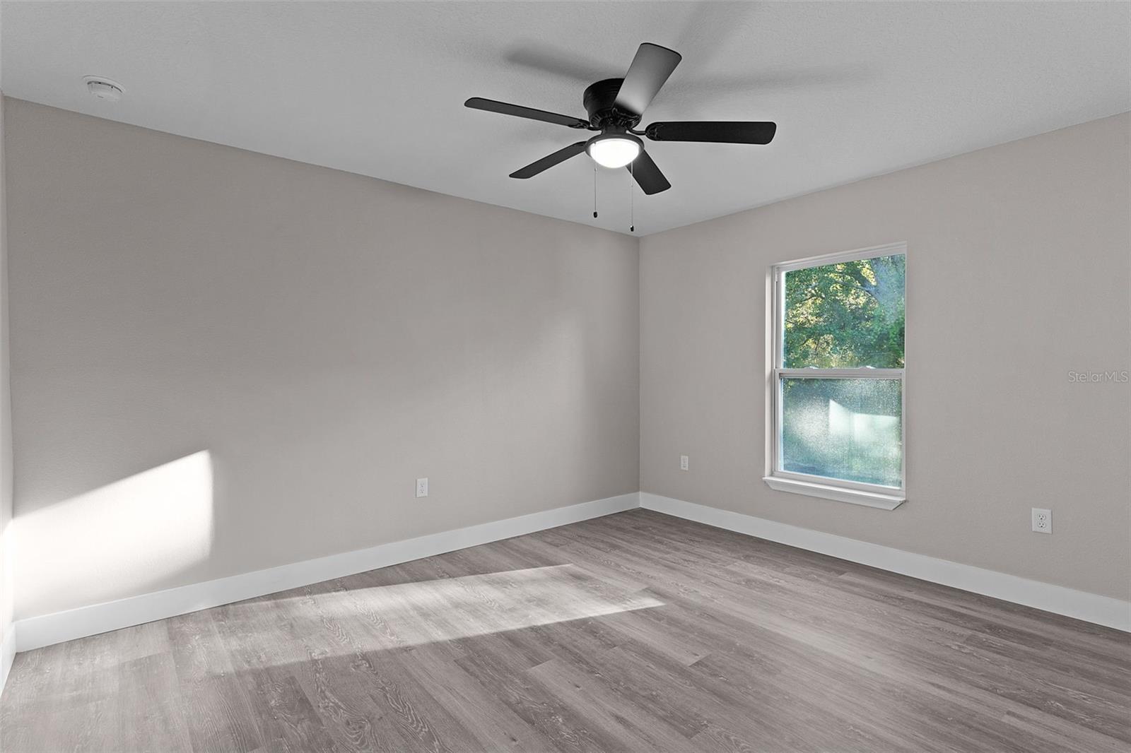 SILVER SPGS SHORES UN #35 - Residential