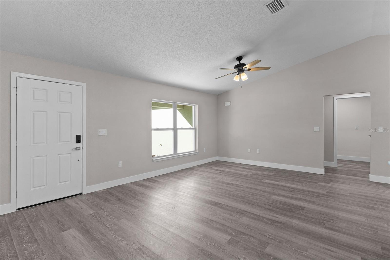 SILVER SPGS SHORES UN #35 - Residential