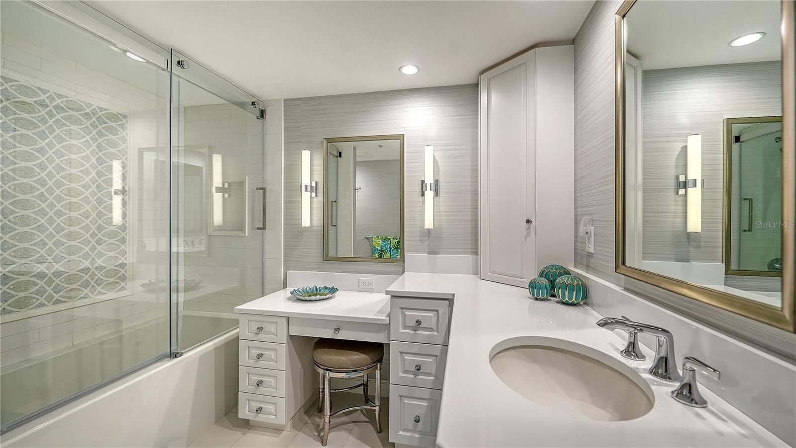 SANCTUARY II - Residential