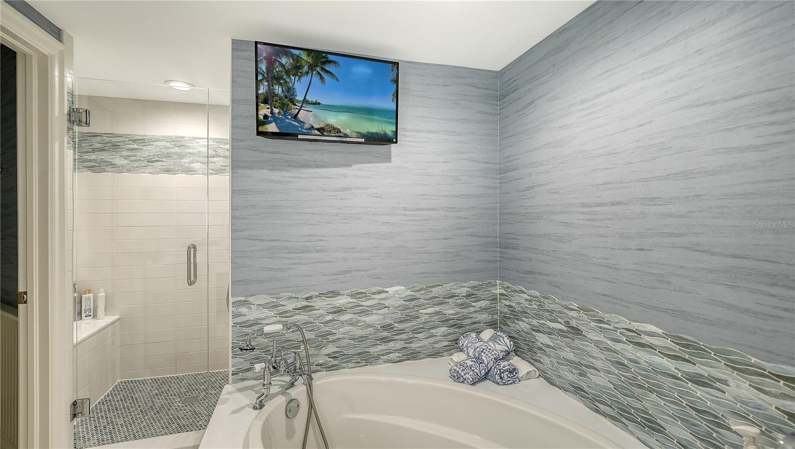 SANCTUARY II - Residential