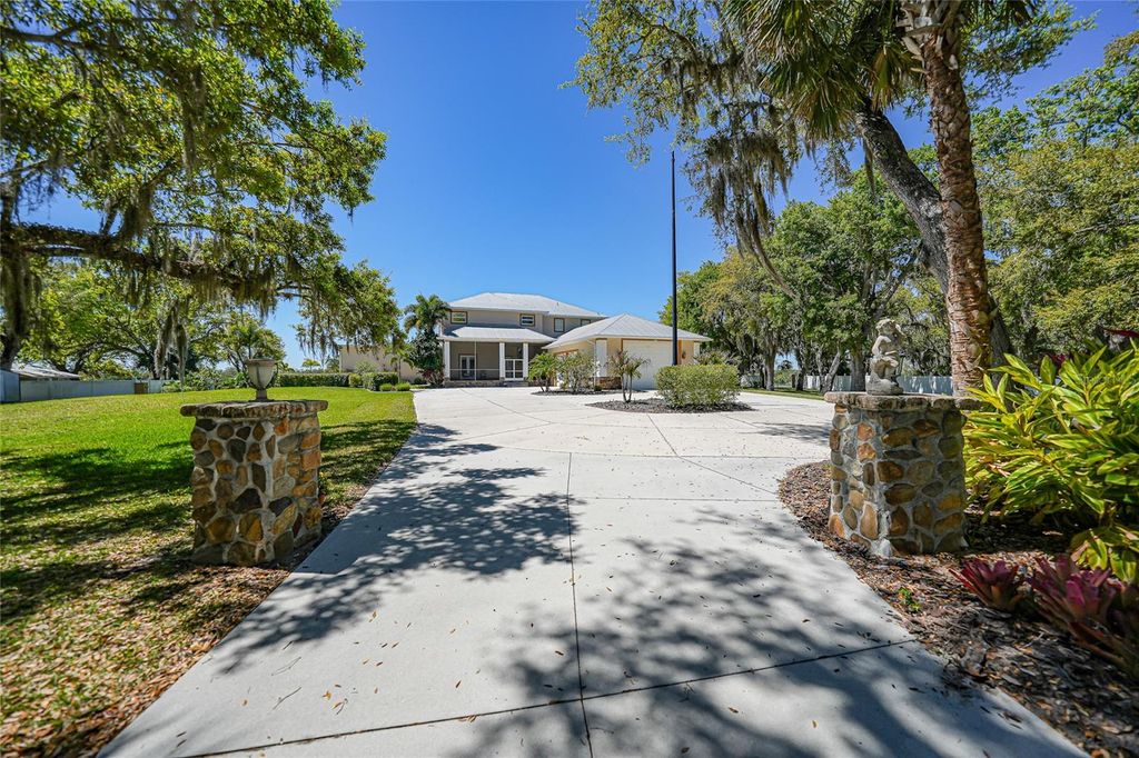 Photo of 8635 SW Riverside Drive, Arcadia, FL 34269 (MLS # C7523646)