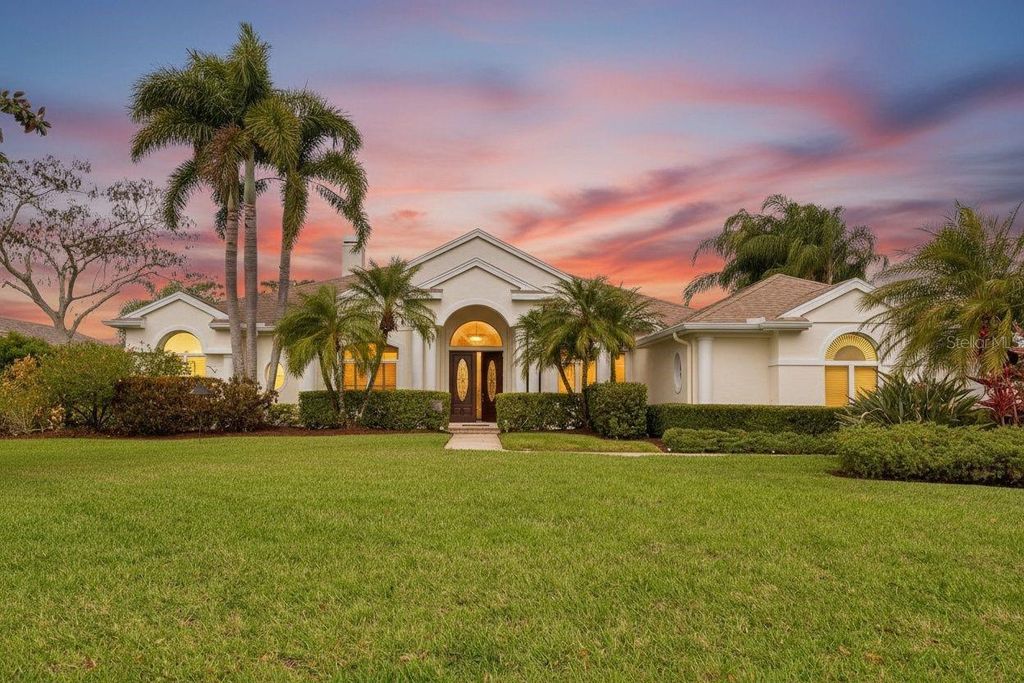 Photo of 10005 Cherry Hills Avenue Circle, Bradenton, FL 34202 (MLS # A4689675)