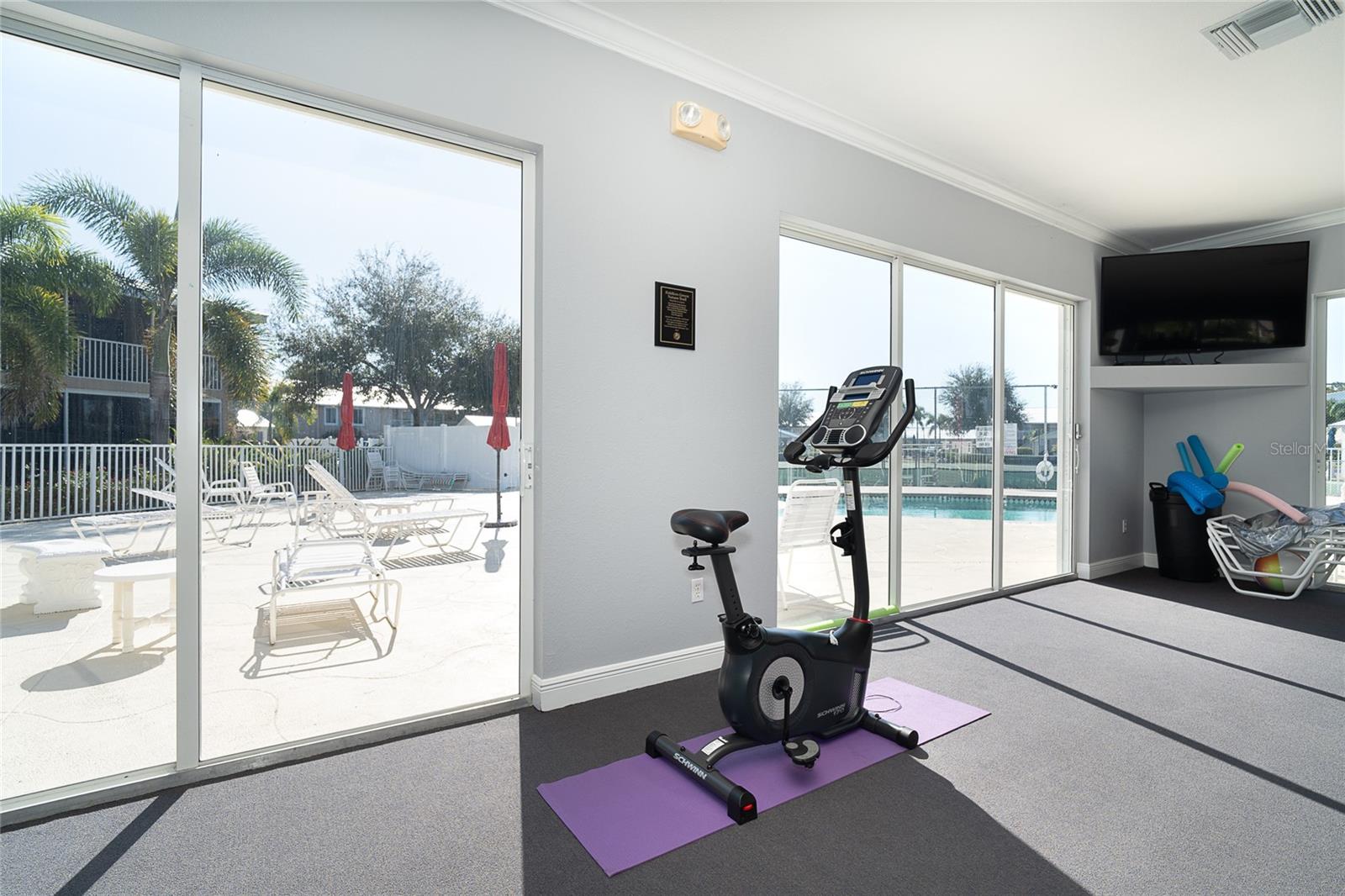 FIDDLERS GREEN NATURE TRAIL BL - Residential