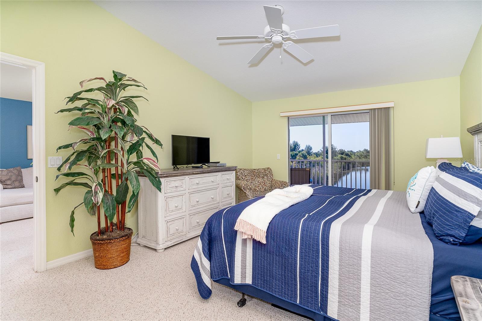 FIDDLERS GREEN NATURE TRAIL BL - Residential