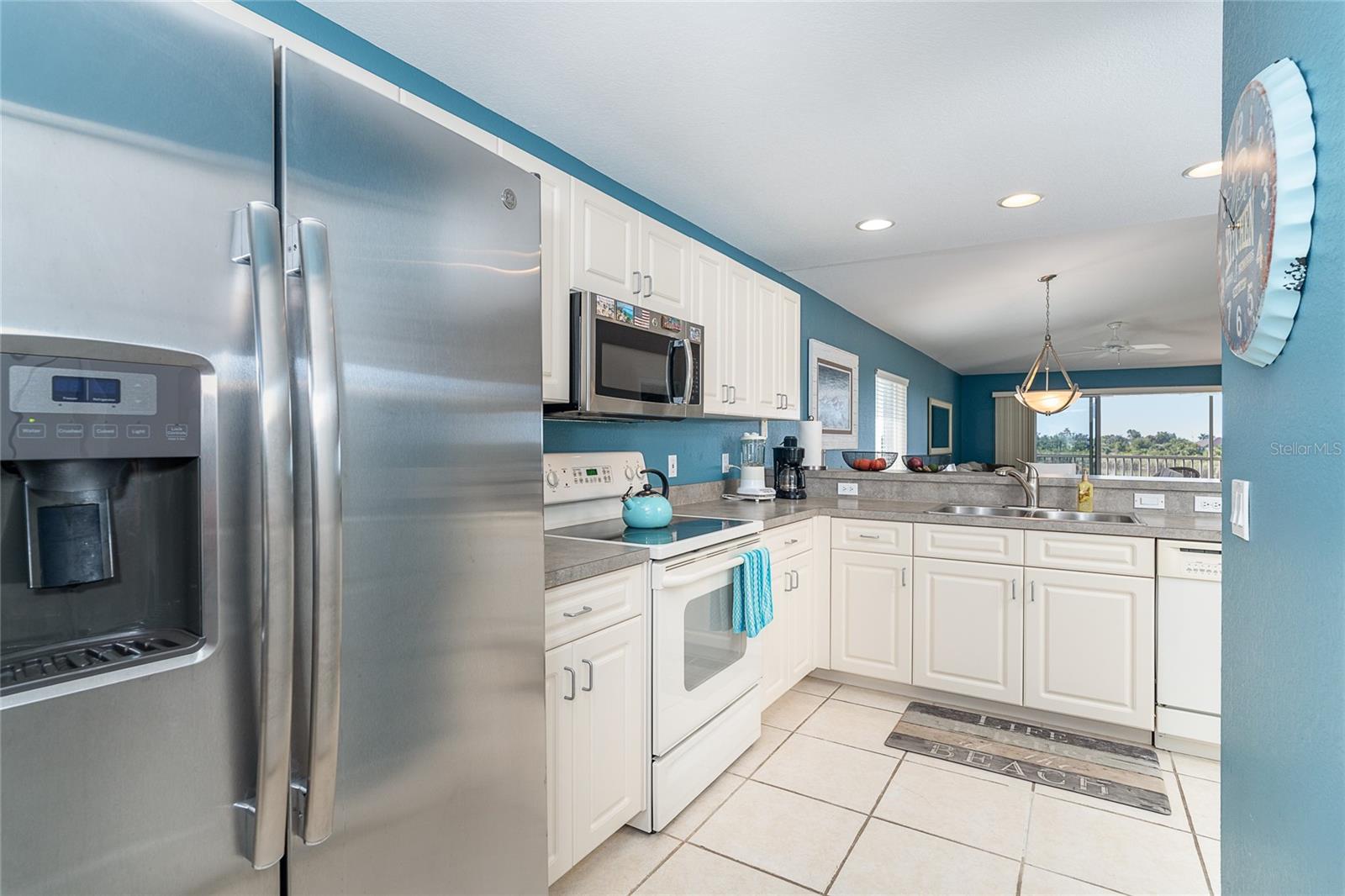 FIDDLERS GREEN NATURE TRAIL BL - Residential