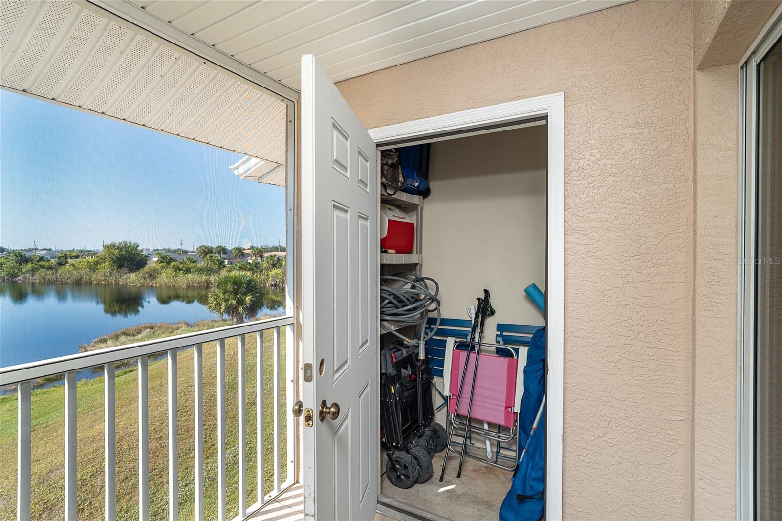 FIDDLERS GREEN NATURE TRAIL BL - Residential