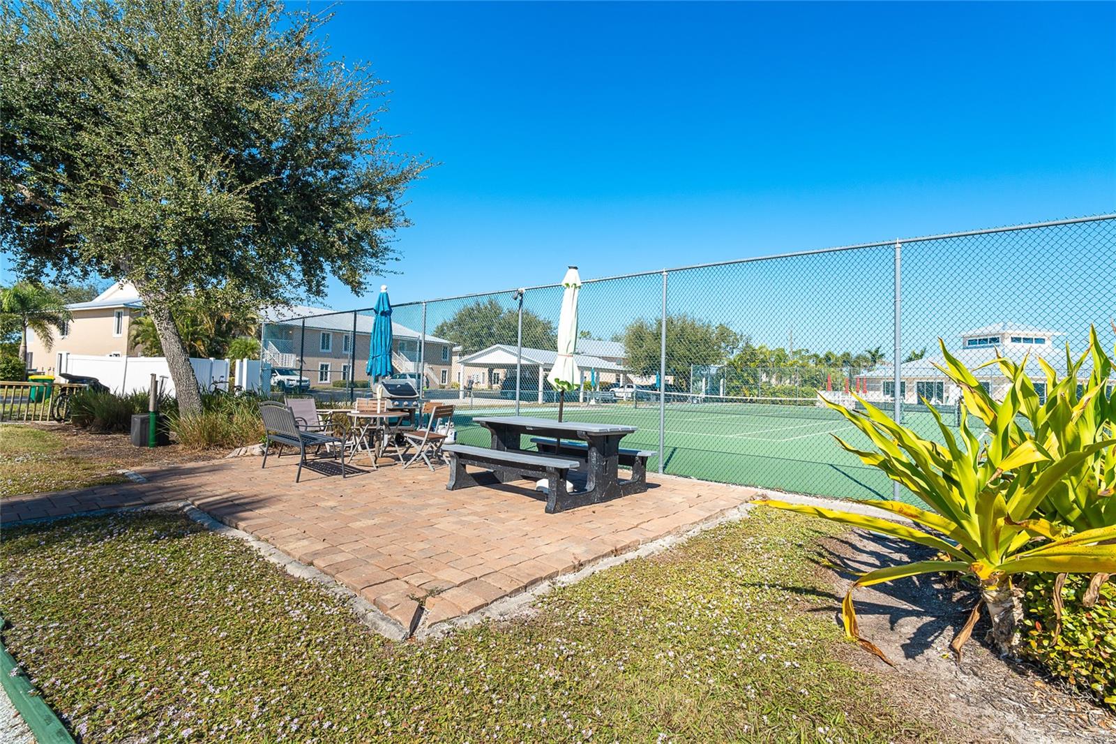 FIDDLERS GREEN NATURE TRAIL BL - Residential