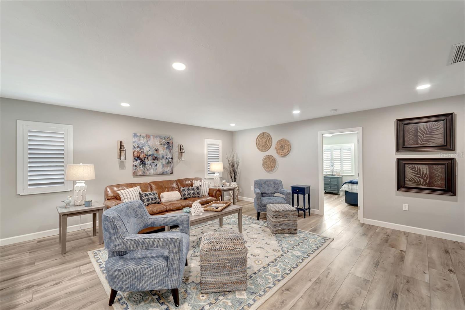 VILLAGE IN THE PINES NOR - Residential