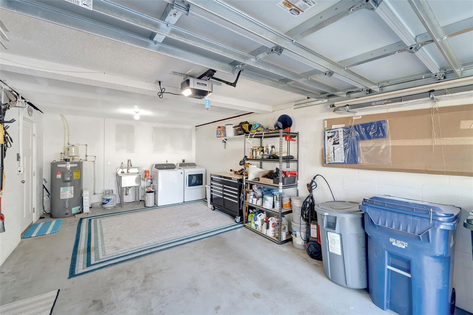 VILLAGE IN THE PINES NOR - Residential