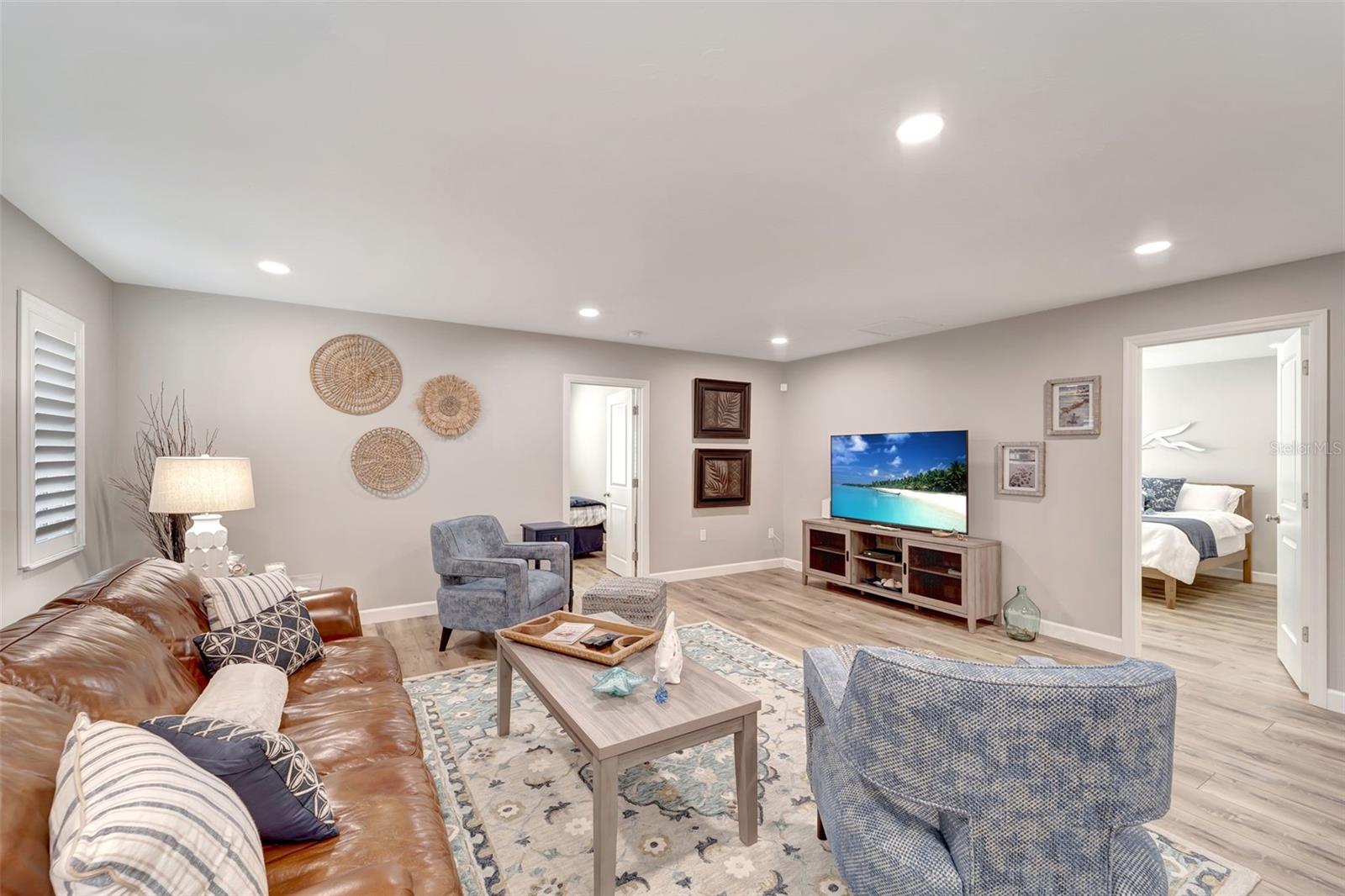 VILLAGE IN THE PINES NOR - Residential