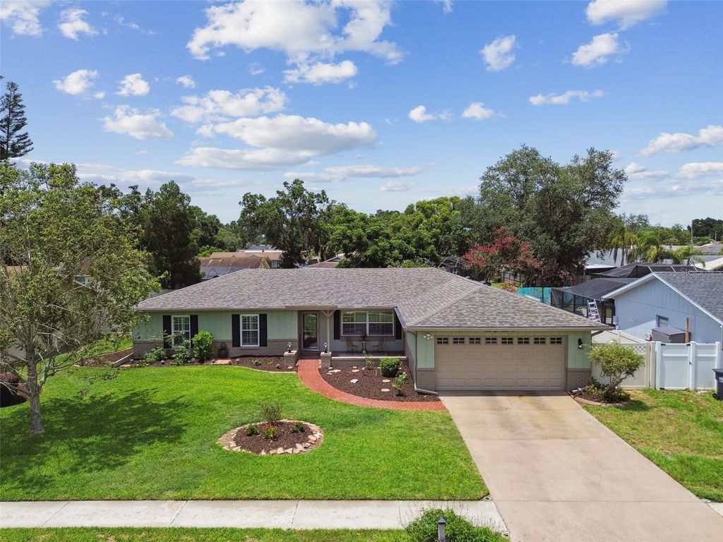 Photo of 3822 Rolling Circle, Valrico, FL 33594 (MLS # TB8393055)