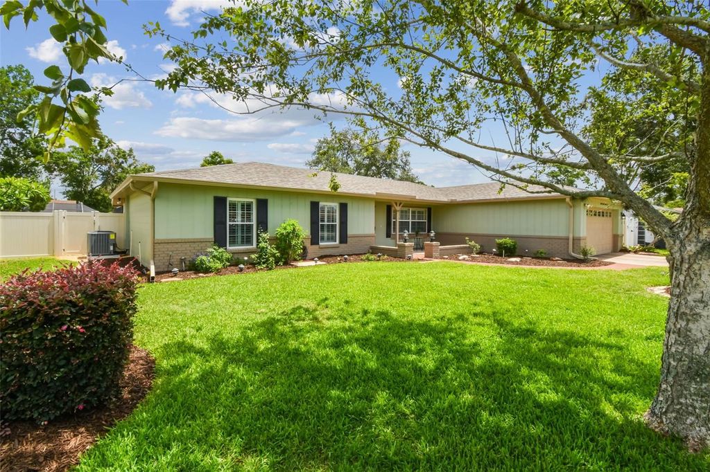 Photo of 3822 Rolling Circle, Valrico, FL 33594 (MLS # TB8393055)