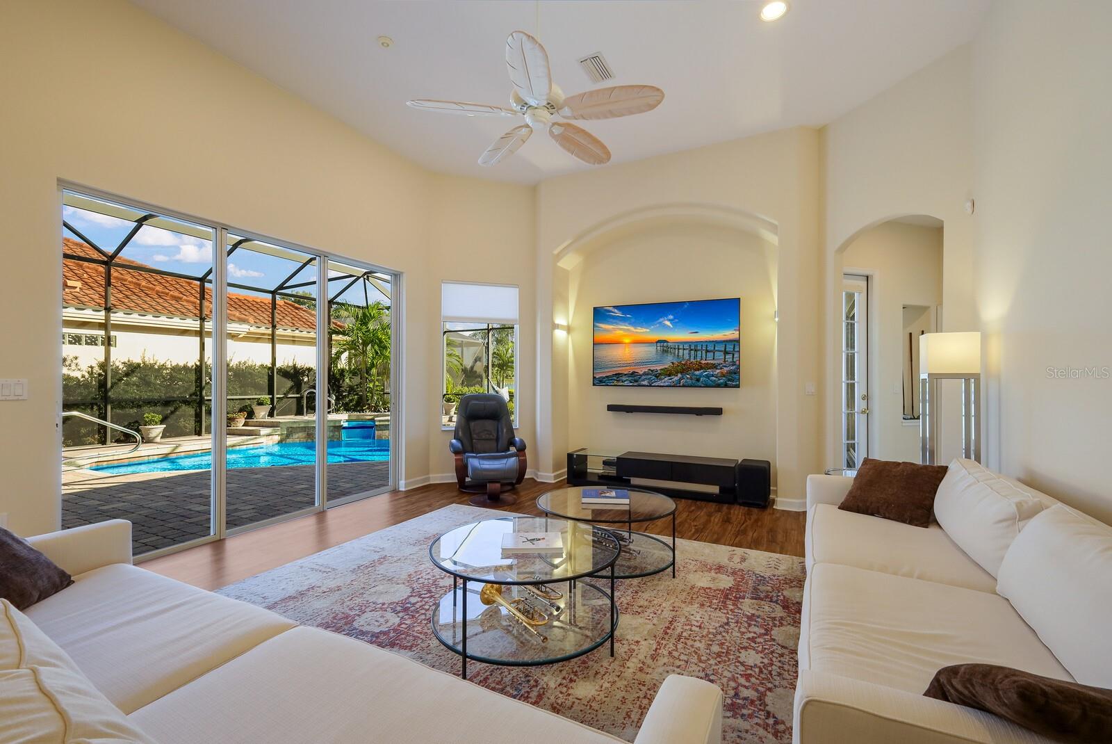 LAUREL OAK ESTATES - Residential