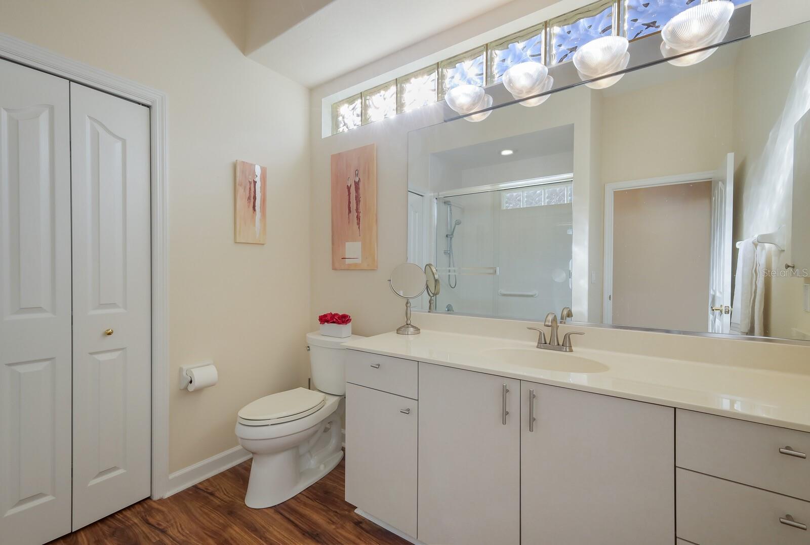 LAUREL OAK ESTATES - Residential