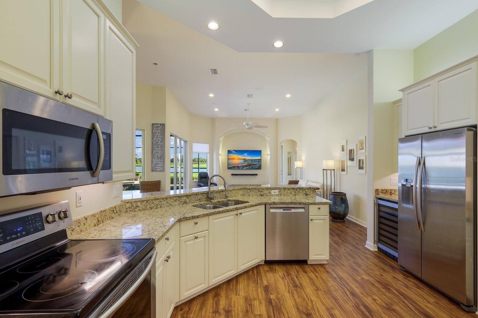 LAUREL OAK ESTATES - Residential