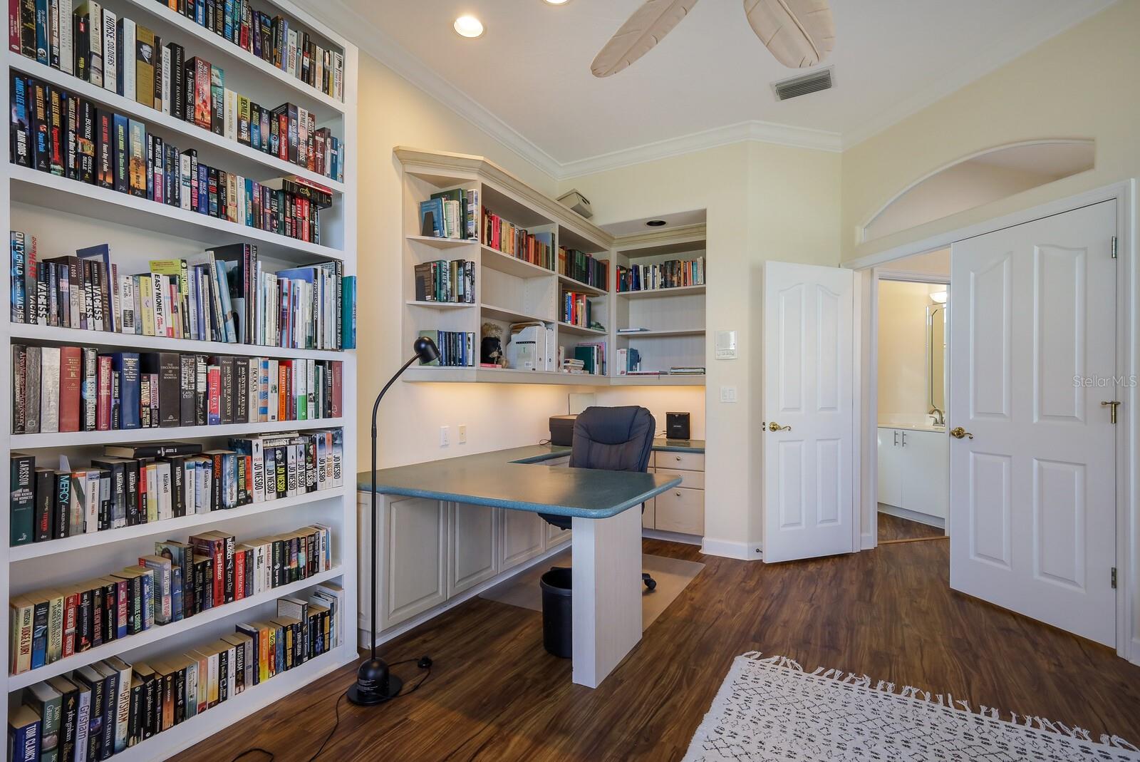 LAUREL OAK ESTATES - Residential