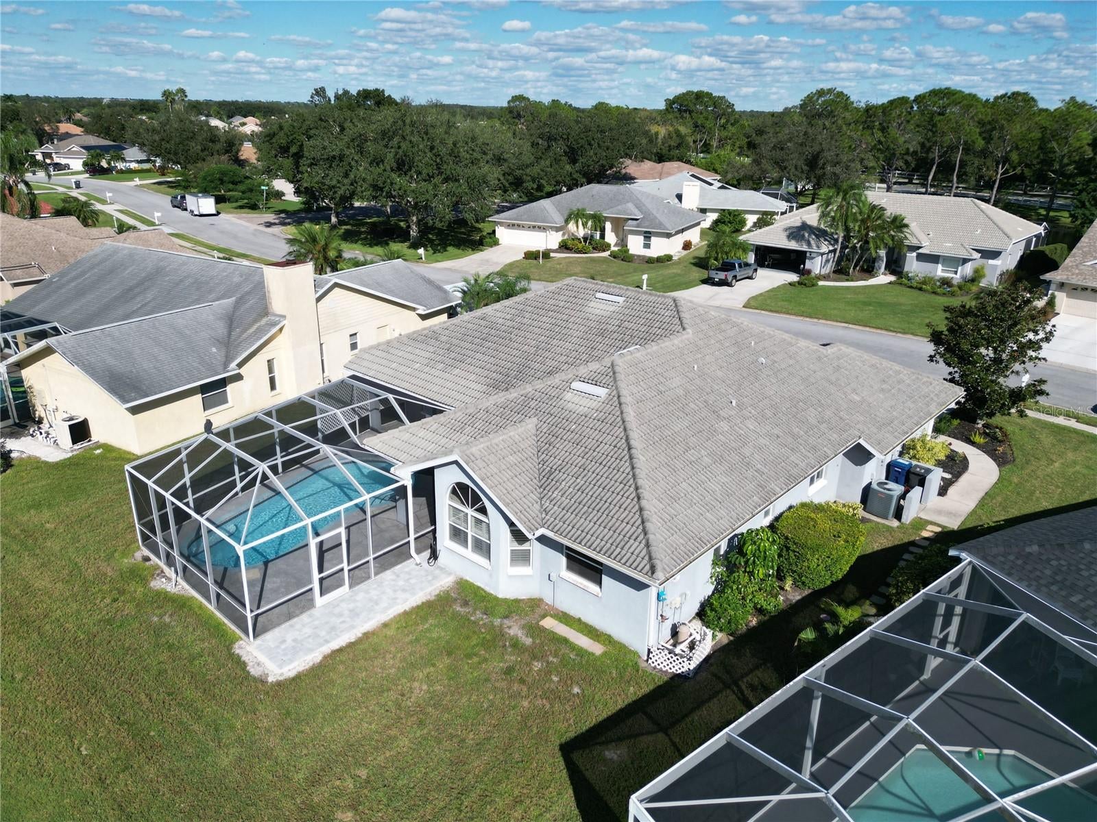 5829 CARRIAGE DRIVE