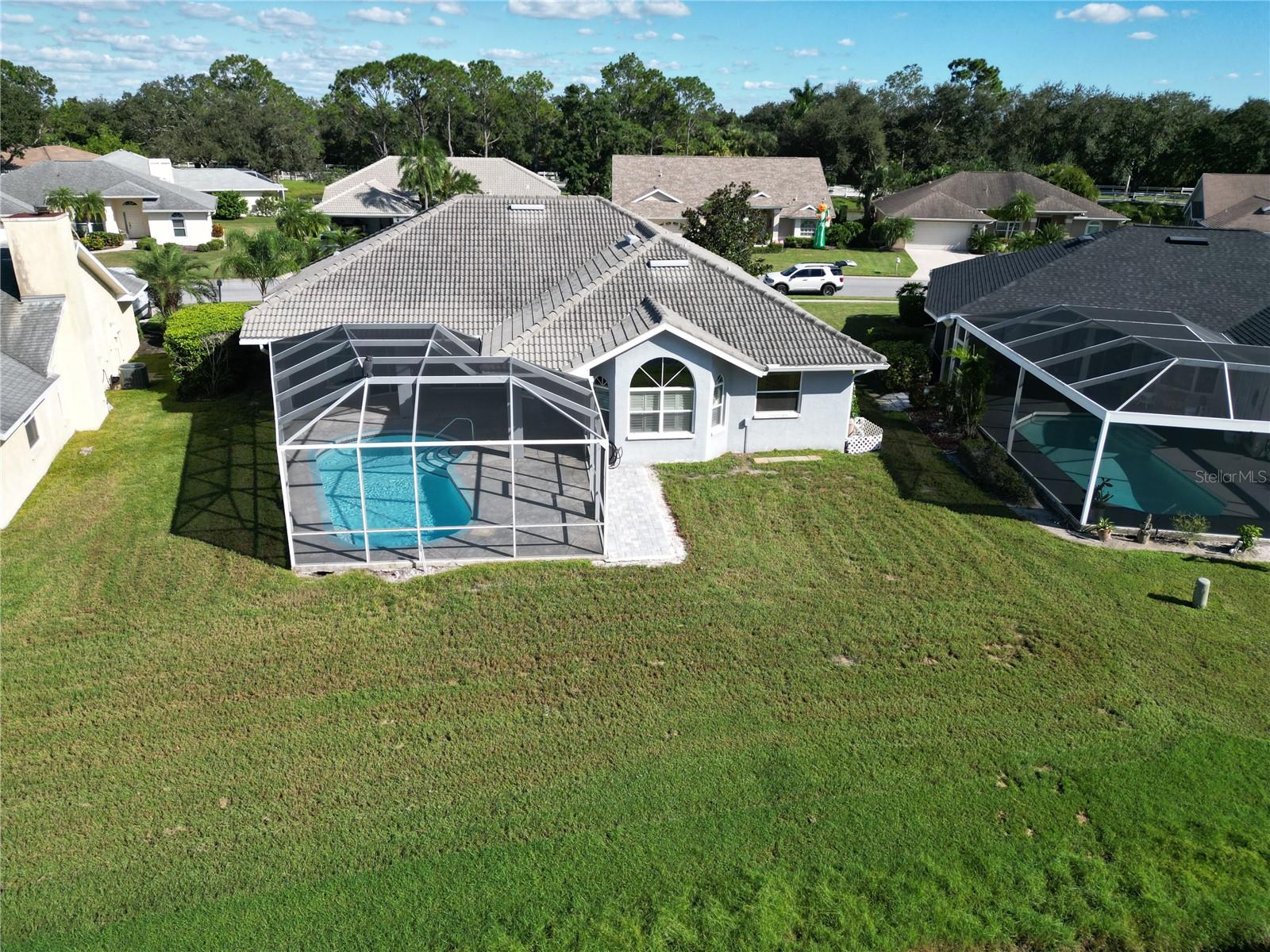 5829 CARRIAGE DRIVE