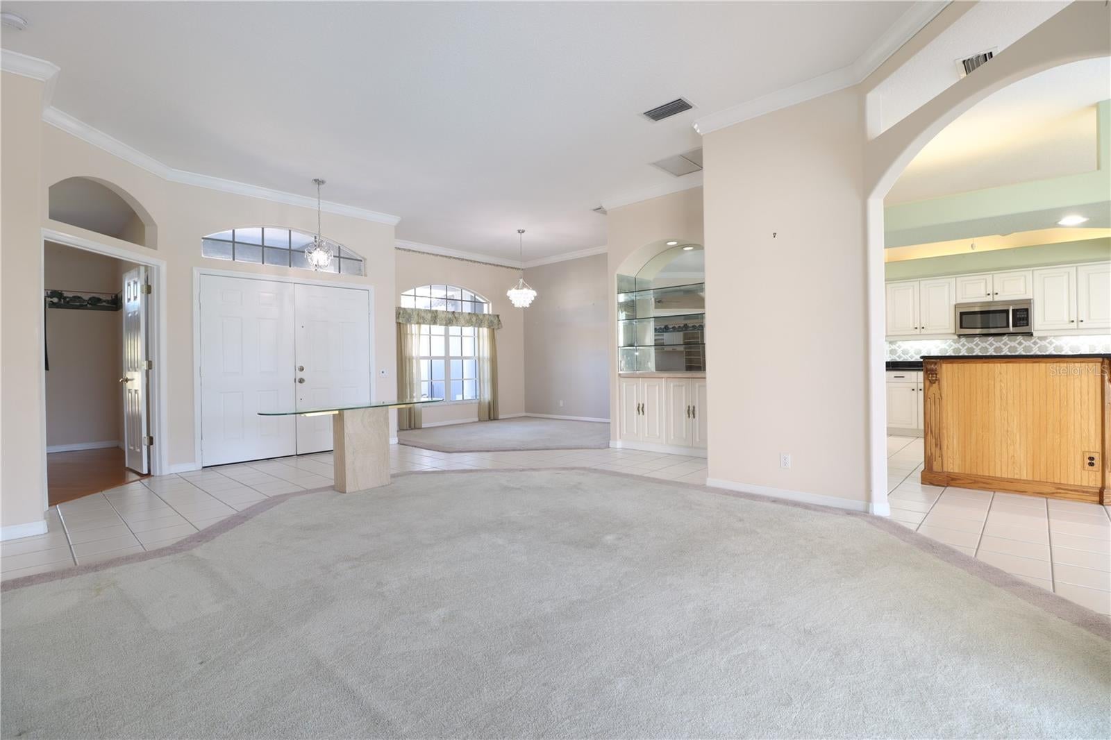 5829 CARRIAGE DRIVE