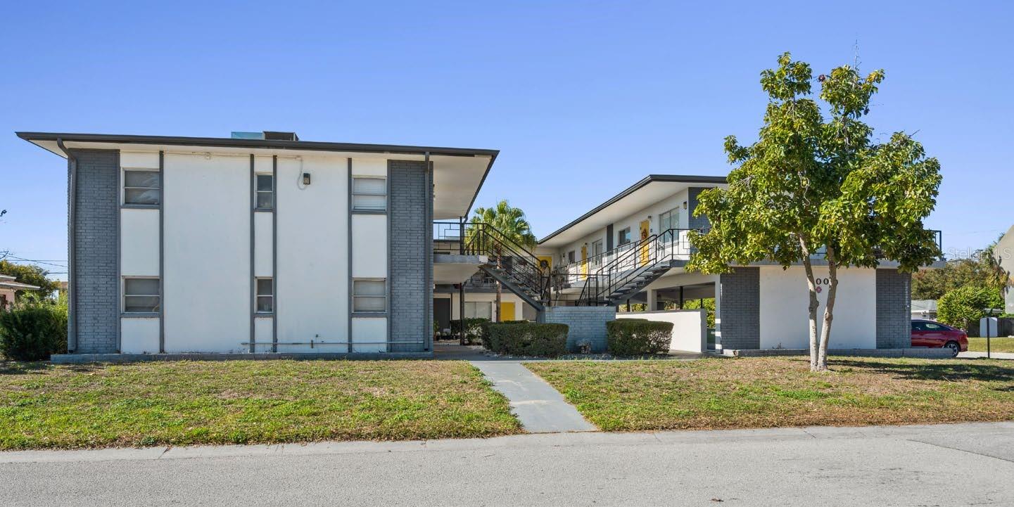 300 S NIMBUS AVENUE