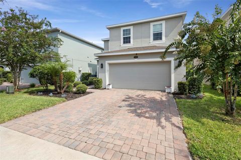 A home in DELAND