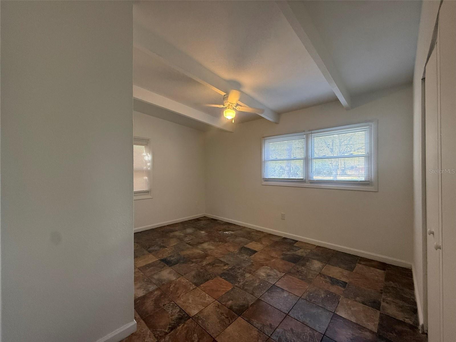 HIGHLAND COURT MANOR - Residential