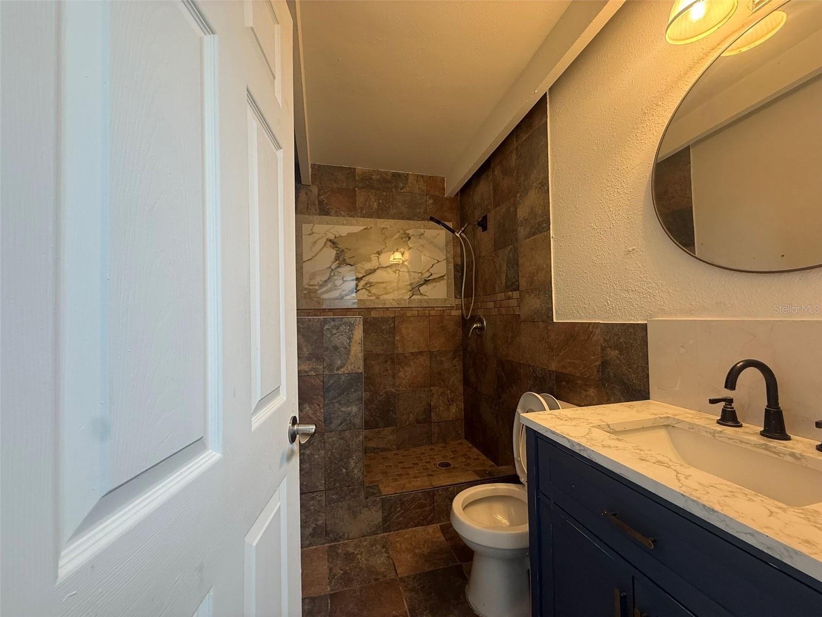 HIGHLAND COURT MANOR - Residential