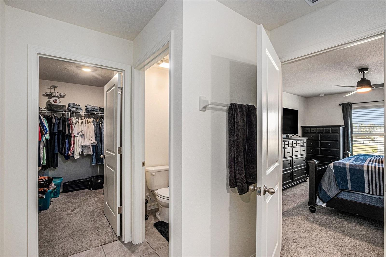 UNREC TRACTS IN 12-18S-18E - Residential