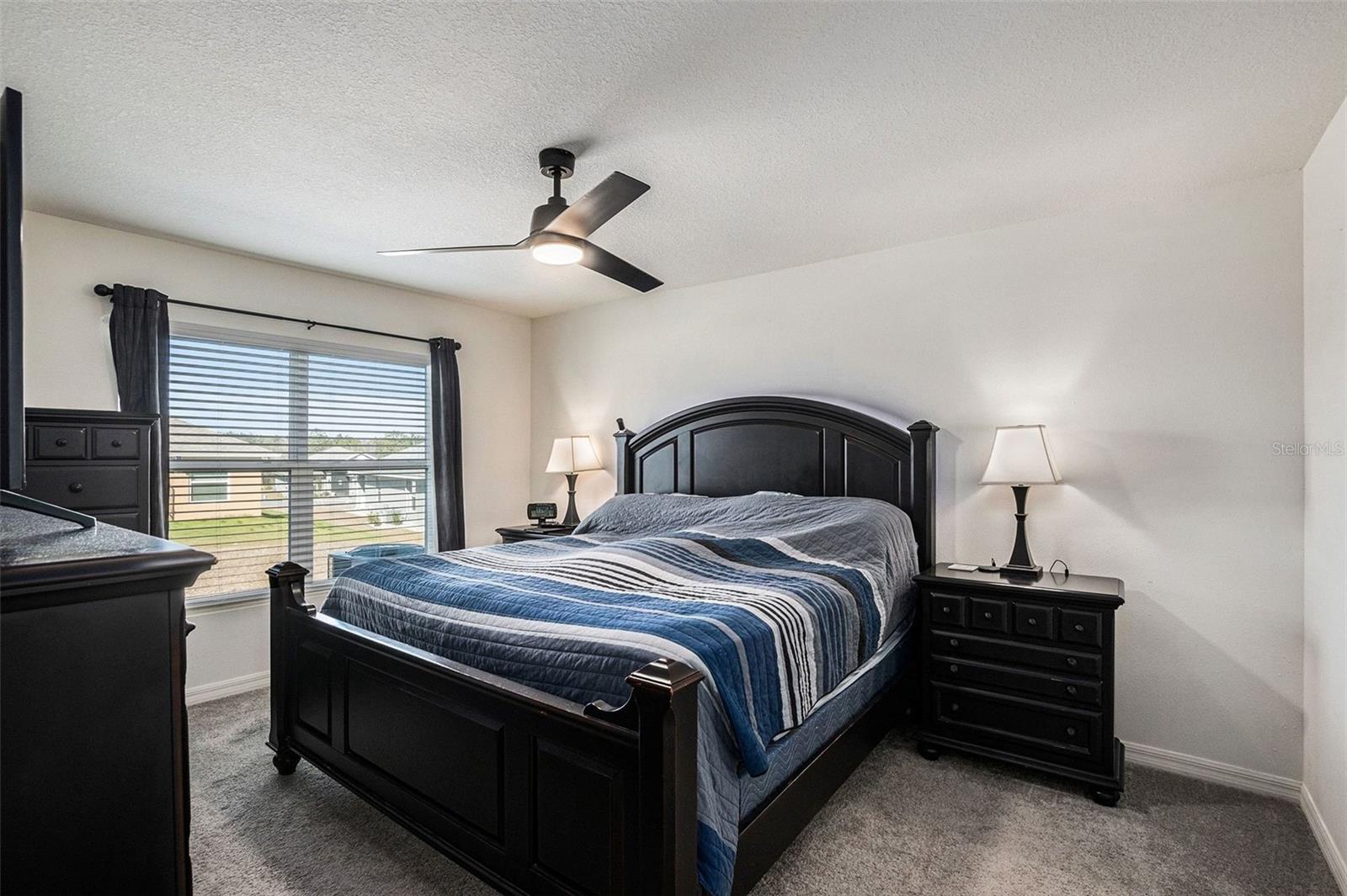 UNREC TRACTS IN 12-18S-18E - Residential