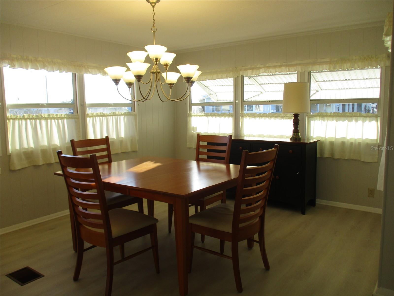 TIDEVUE ESTATES FIRST ADD - Residential