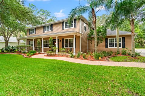 Photo of 27929 Lincoln Place, Wesley Chapel, FL 33544 (MLS # TB8315710)