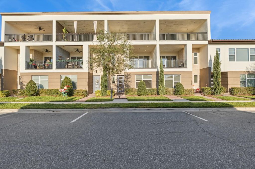 Photo of 13581 Larkton Lane, Orlando, FL 32832 (MLS # O6371366)